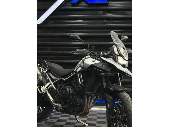 TRIUMPH TIGER 900 GT TRIUMPH TIGER 900 GT